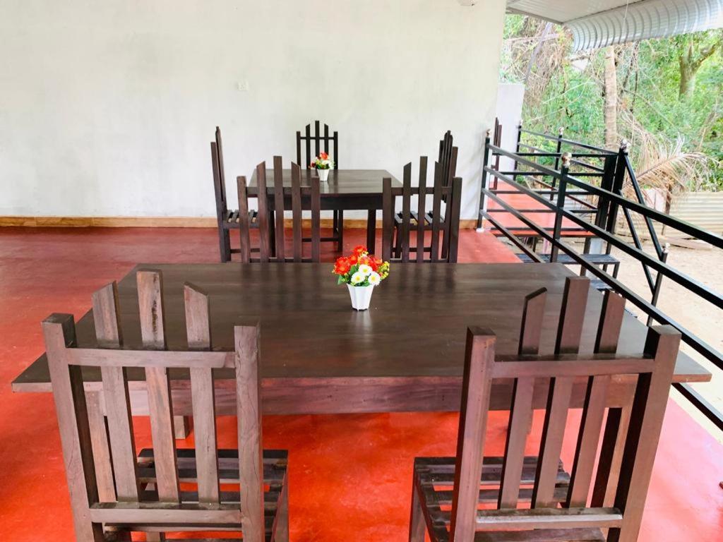 Peacock Villa Resort Udawalawe Eksteriør bilde